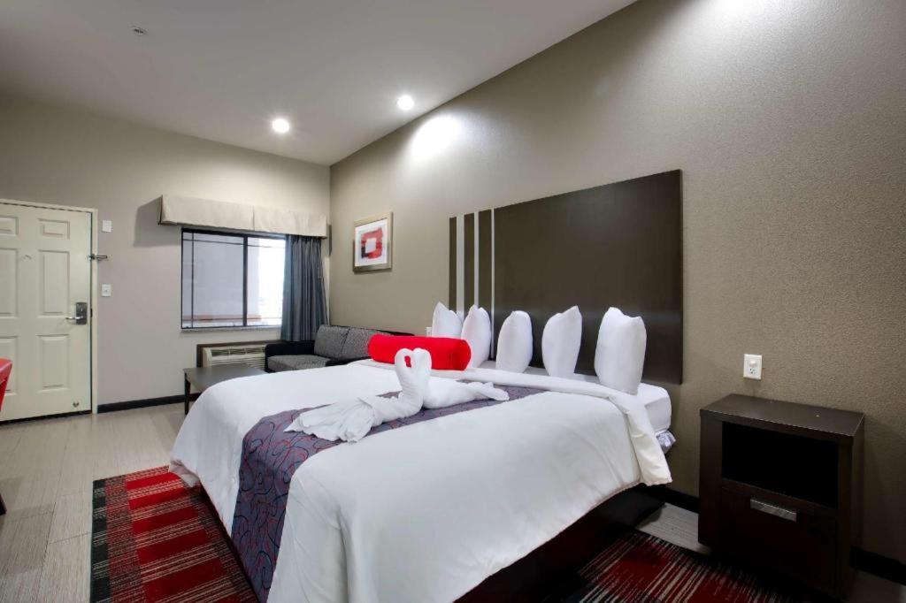 Hotel Americas Value And Iah Airport North Humble
