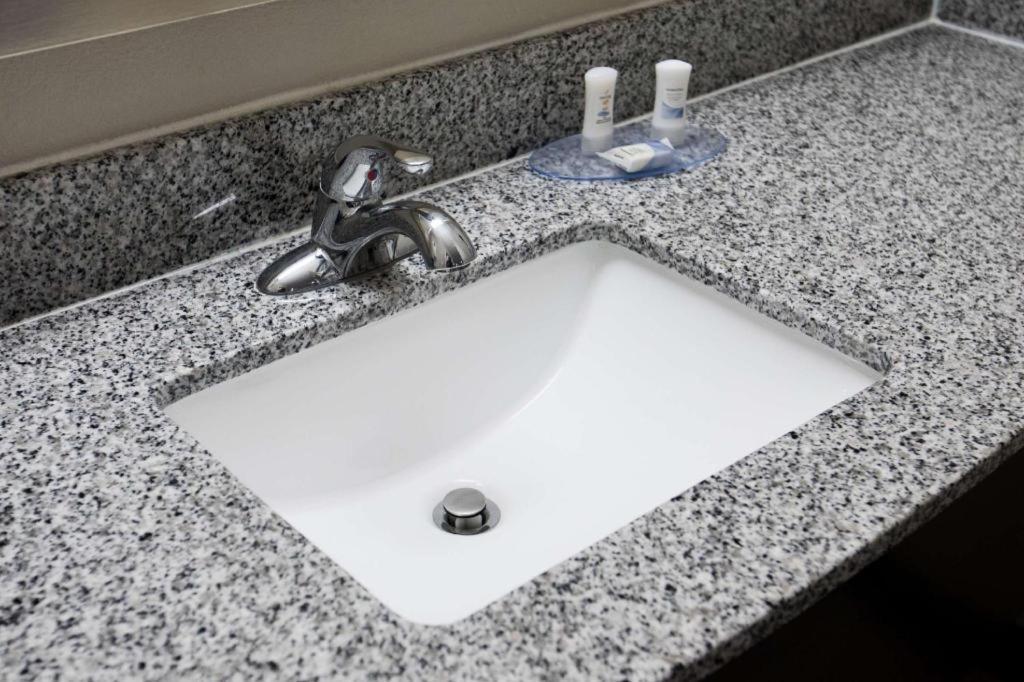 Hotel Americas Value And Iah Airport North