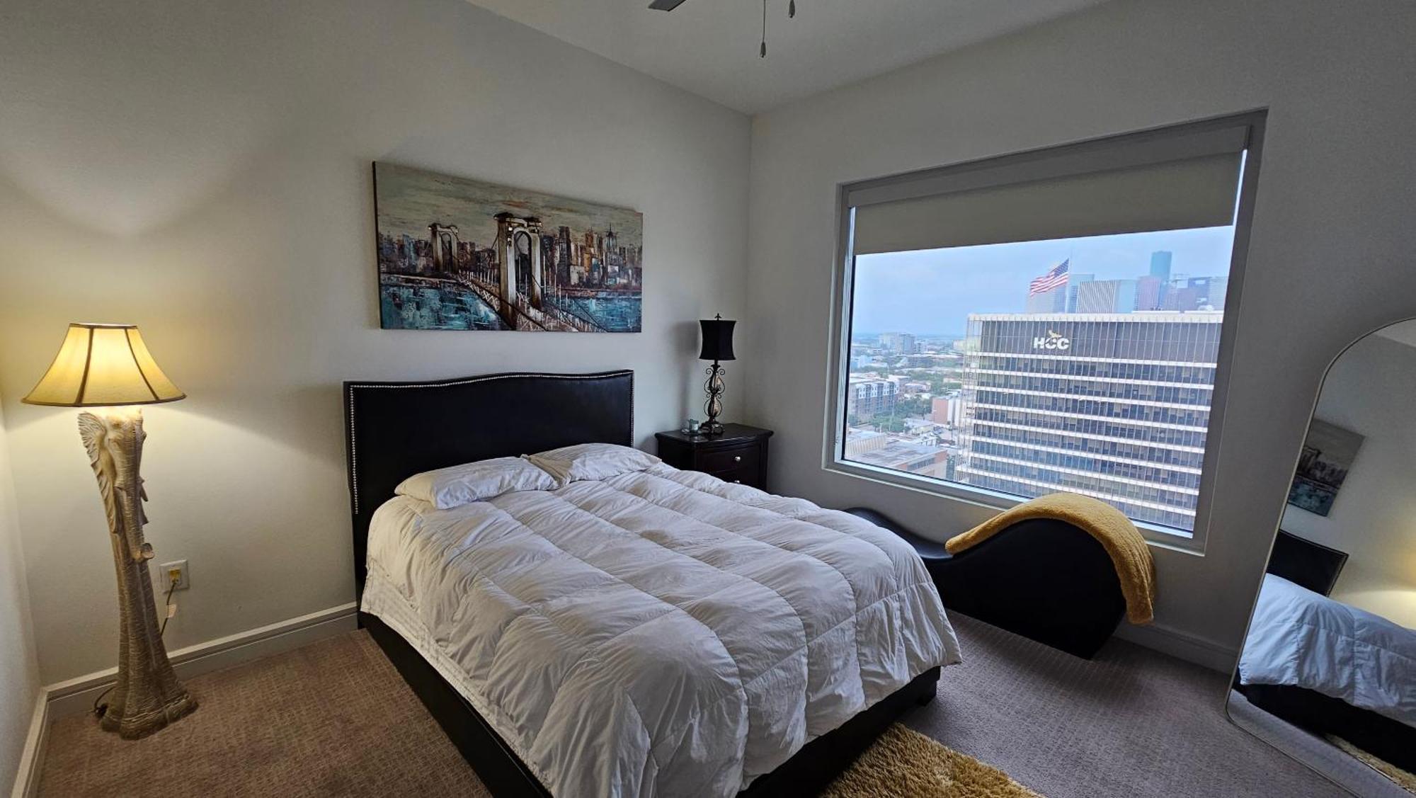 Apartment Luxury Highrise In Midtown - Skyline Views And Chic Decor