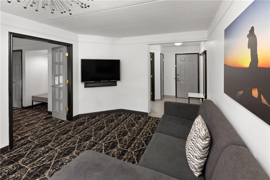 Hotel La Quinta & By Wyndham Bush Iah South