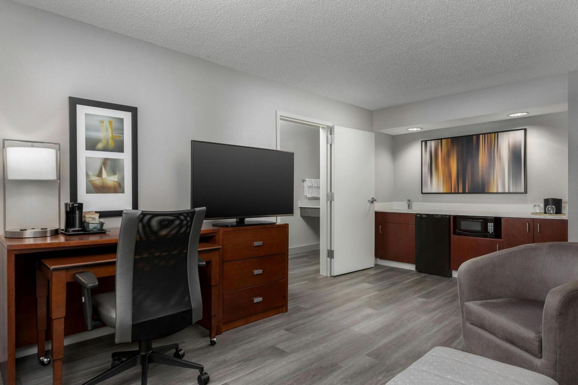 Hotel Courtyard By Marriott Rice 3*