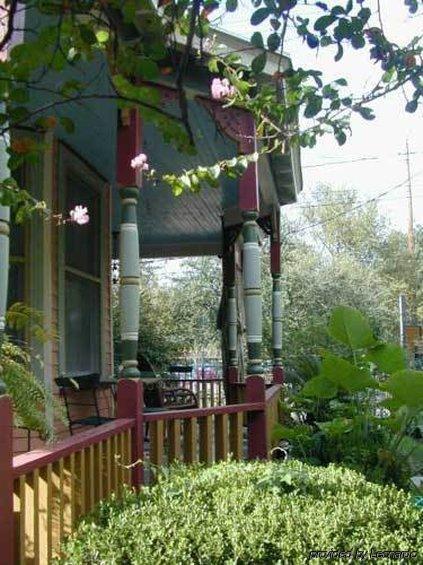 Robin's Nest Bed & Breakfast Houston