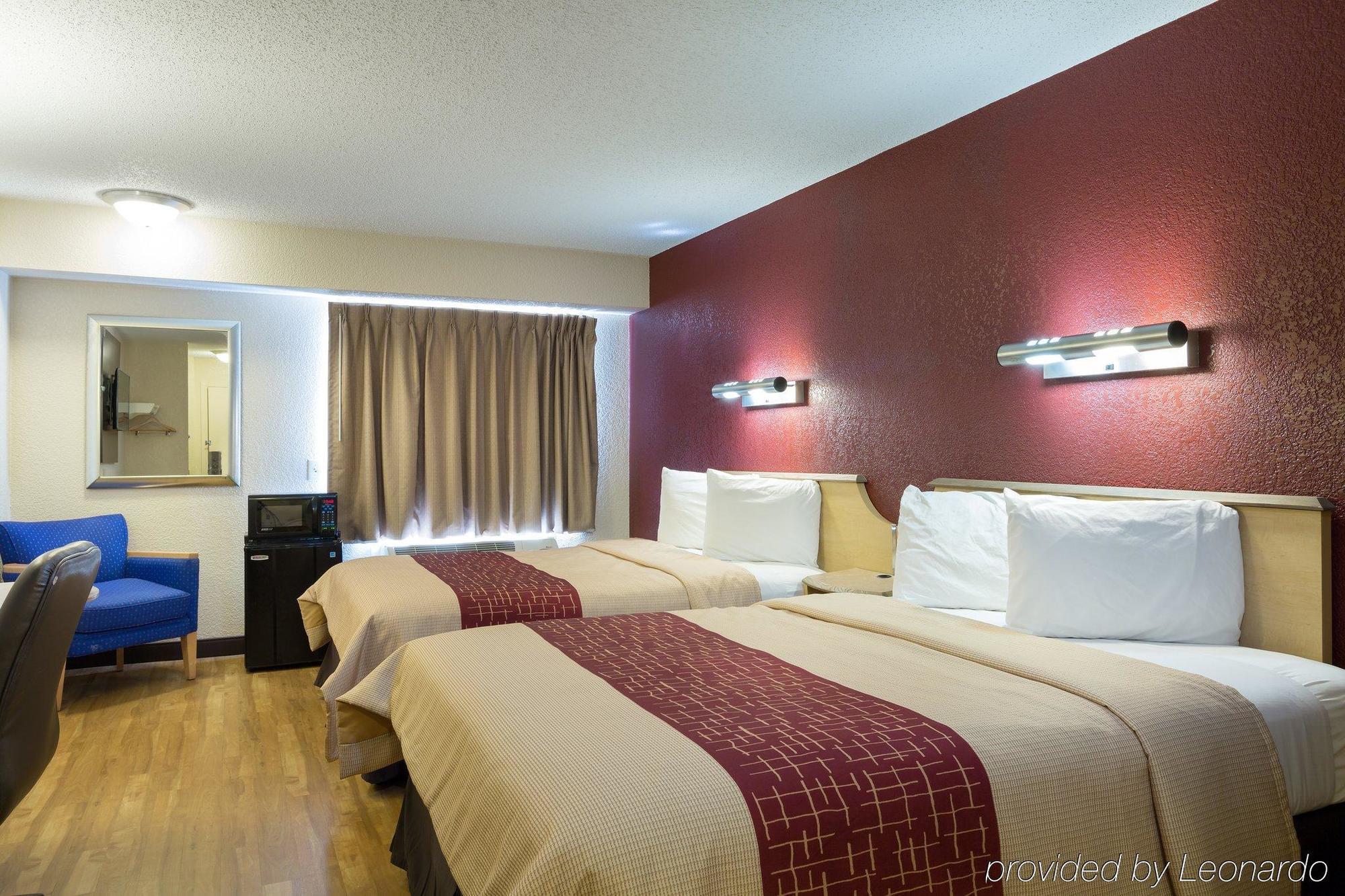 Red Roof - Westchase Hotel