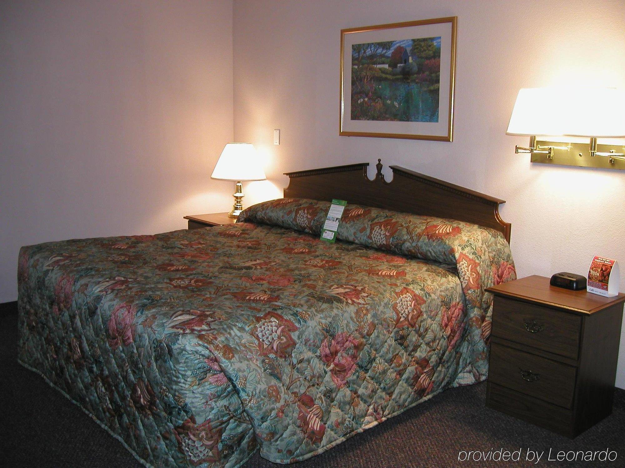 Intown Extended Select Tx - Brookhollow Hotel 2*