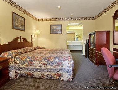 Super 8 By Wyndham Houston/willowbrook Hwy 249 Hotel