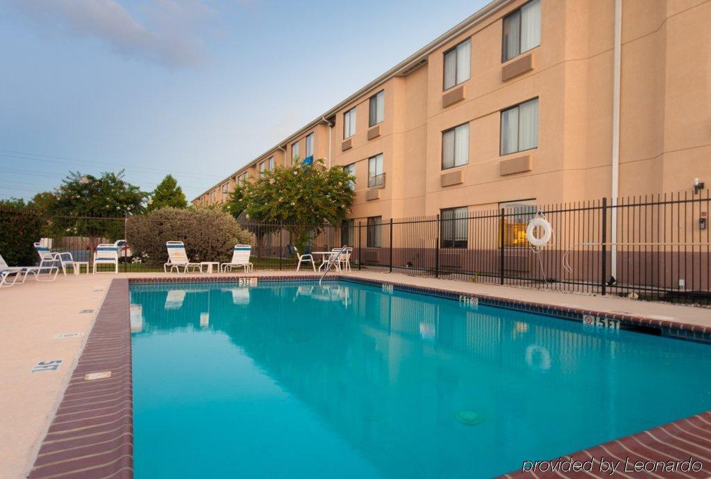 Greentree - Iah Airport Jfk Blvd Houston