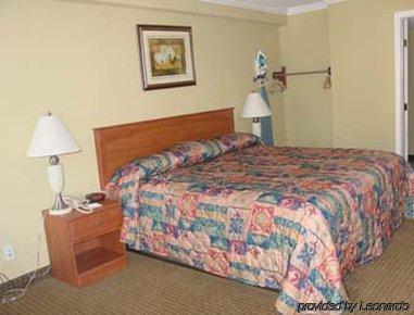 Hotel Days By Wyndham East