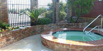 Hotel 6-houston, Tx - East Houston