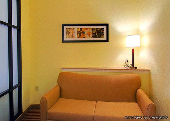 Days & By Wyndham / West Energy Corridor Hotel 3*