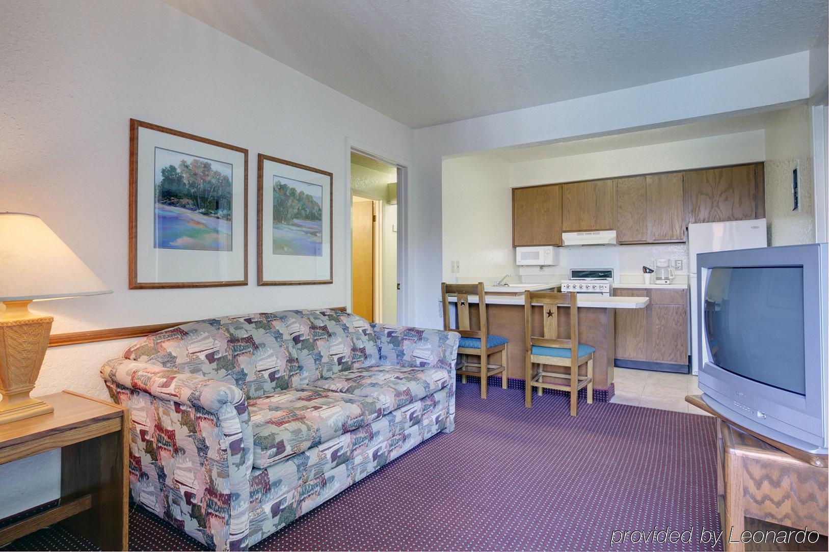 Amerihome & Suites Airport North Motel Houston