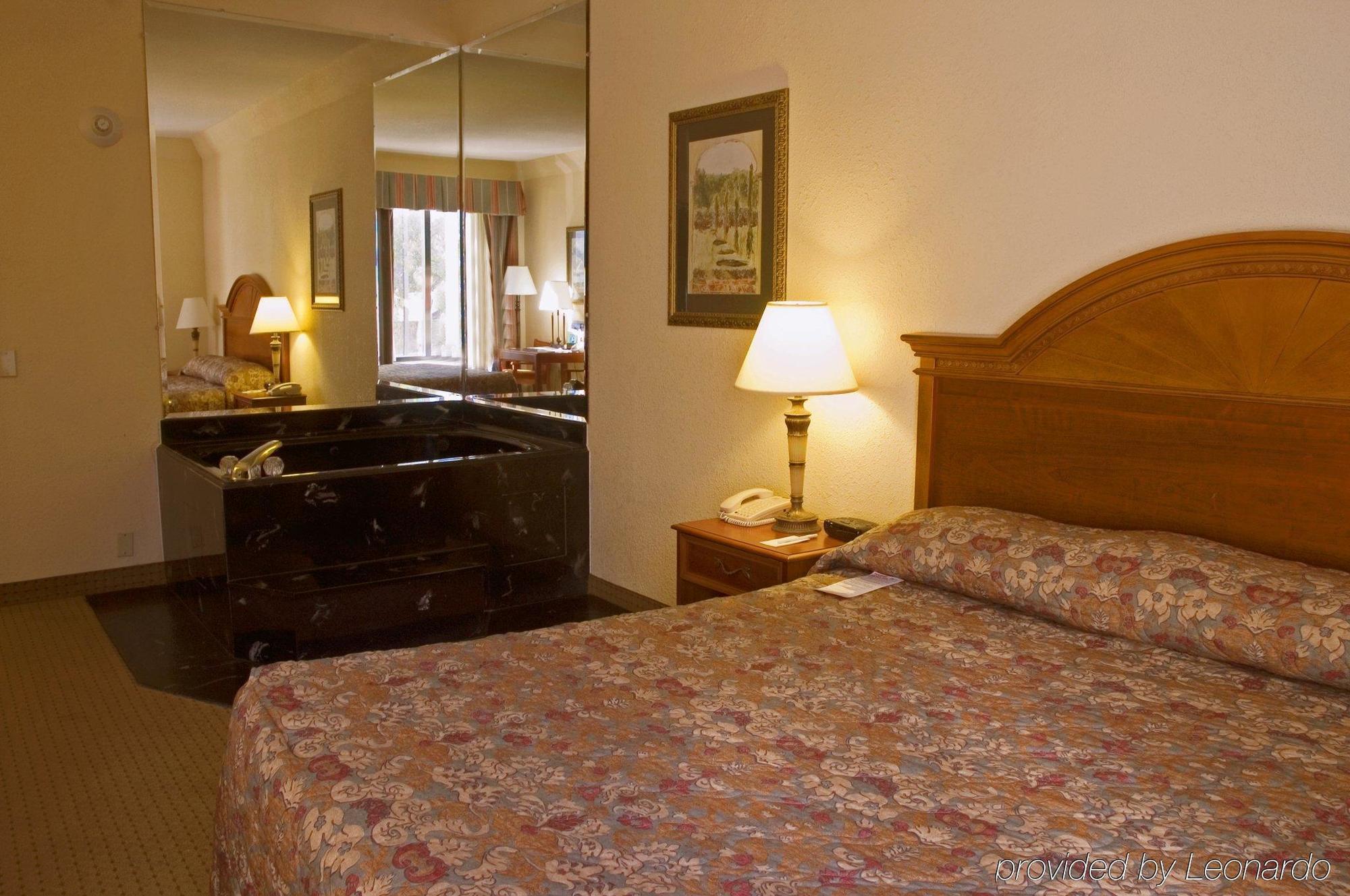 Holiday Express & - Memorial Park Area By Ihg 3* Houston