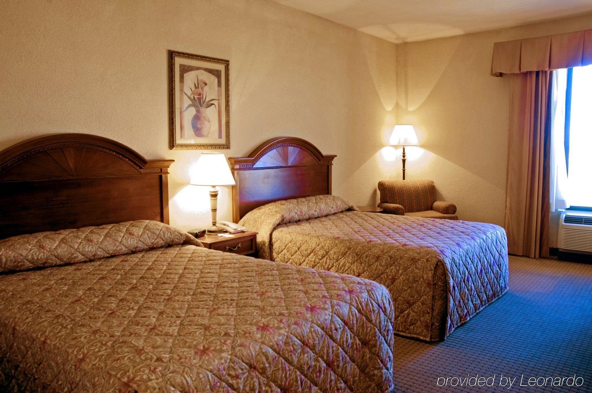 Holiday Express & - Memorial Park Area By Ihg Hotel 3*