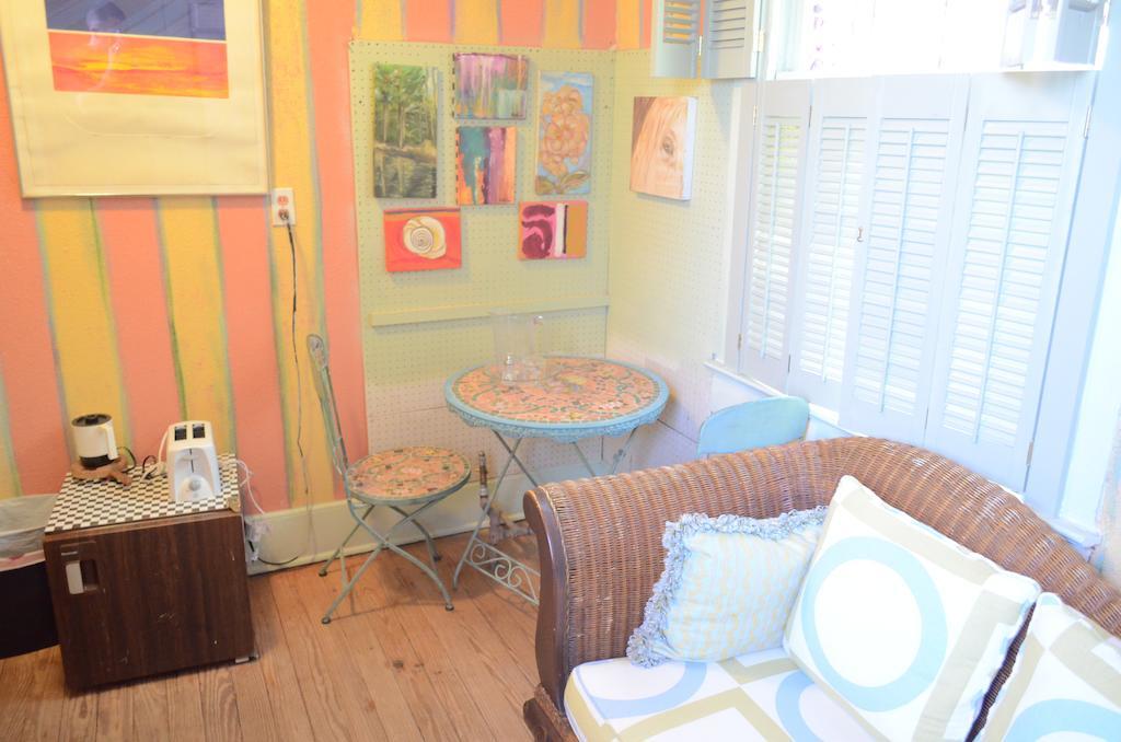 Robin's Nest Bed & Breakfast
