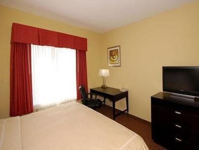 Spark By Hilton Hobby Airport 3*