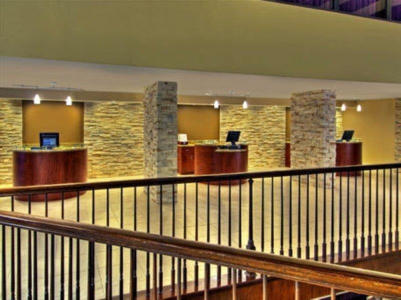 Sonesta Iah Airport 4*