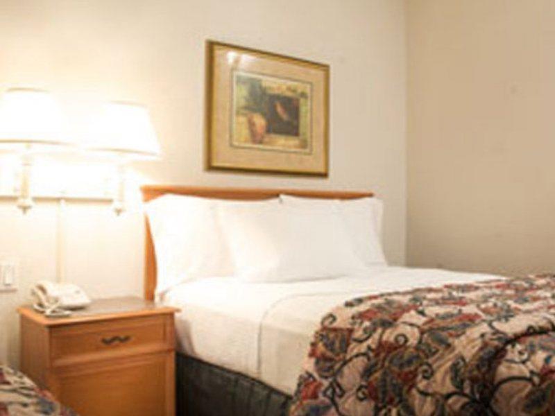 La Quinta By Wyndham West Park 10