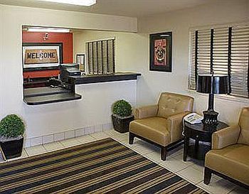 Extended America - - Willowbrook Hotel 2*