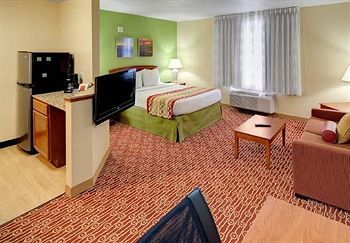 Towneplace Northwest Hotel 3*