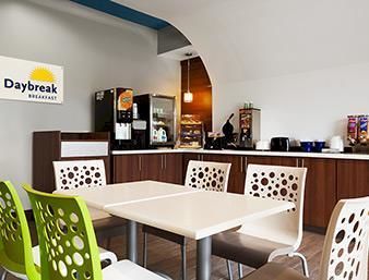 Days & By Wyndham North-spring 2*