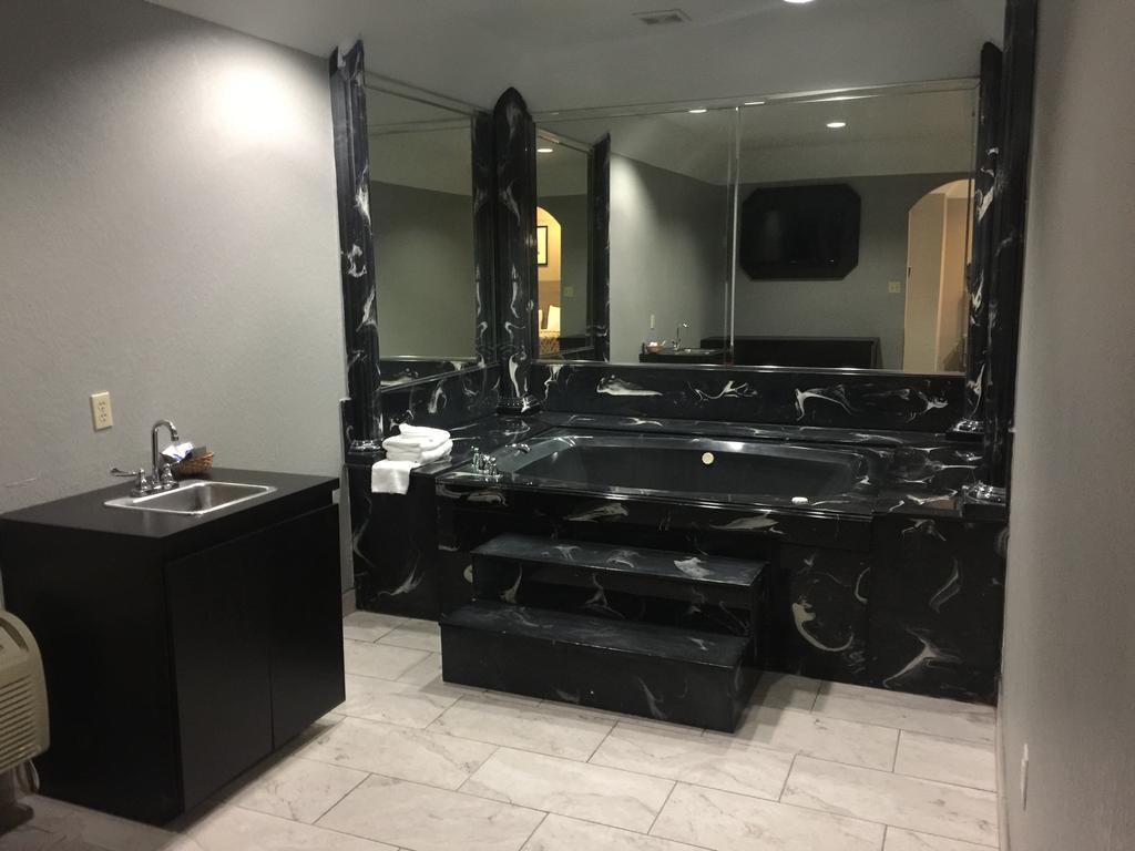 Island Hobby Airport Motel 2*