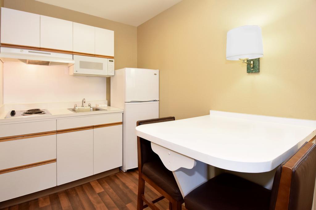 Extended America - - Willowbrook Hotel Houston