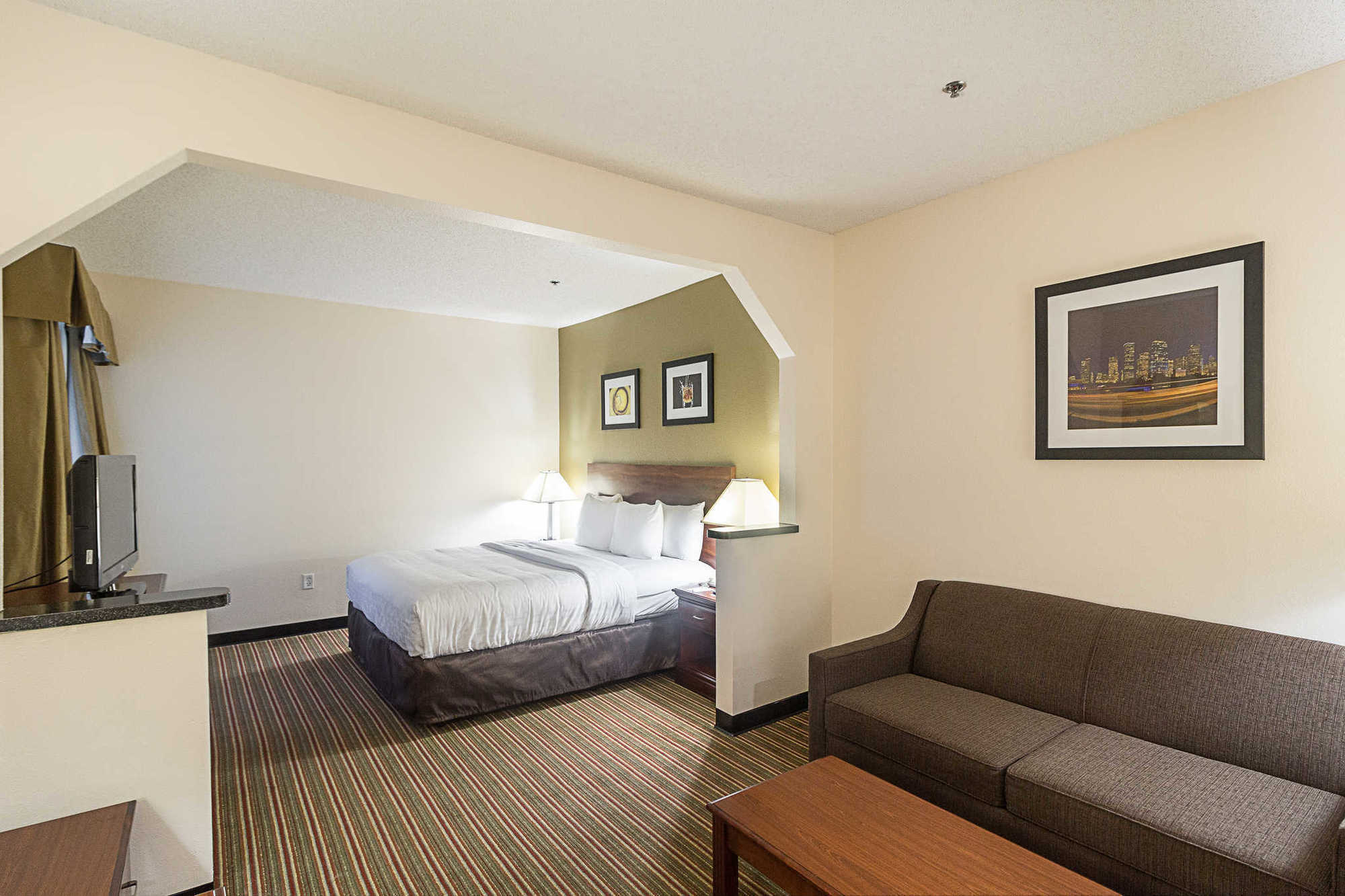 Quality & West Chase Hotel Houston