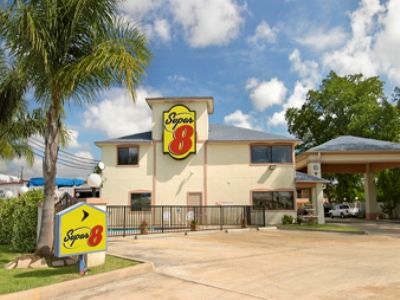 Super 8 By Wyndham Houston/willowbrook Hwy 249 2*