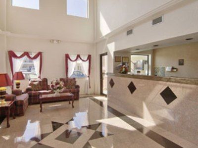 Super 8 By Wyndham Houston/brookhollow Nw 2*