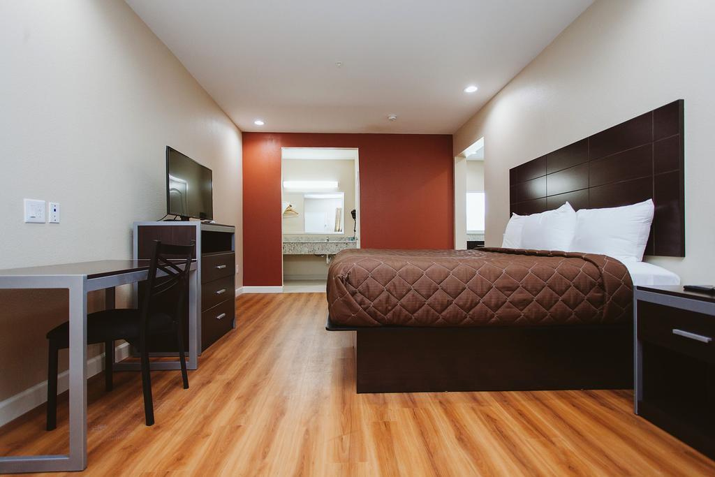 Palace 290 & Jones Rd Hotel Houston