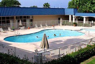 6 - I-10 East Hotel Houston