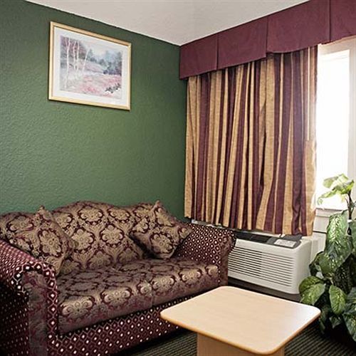 Motel Crystal 249 North Houston