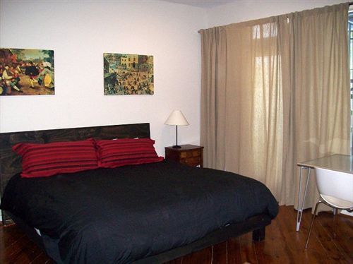Bed & Breakfast Modern
