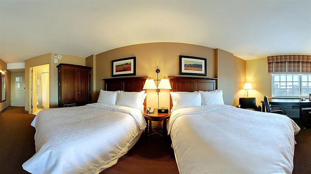 Four Points By Sheraton West