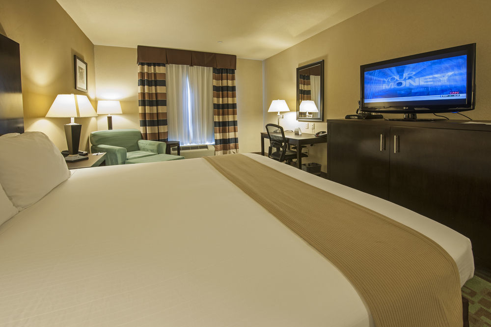Express & Nw Beltway 8-west Road By Ihg