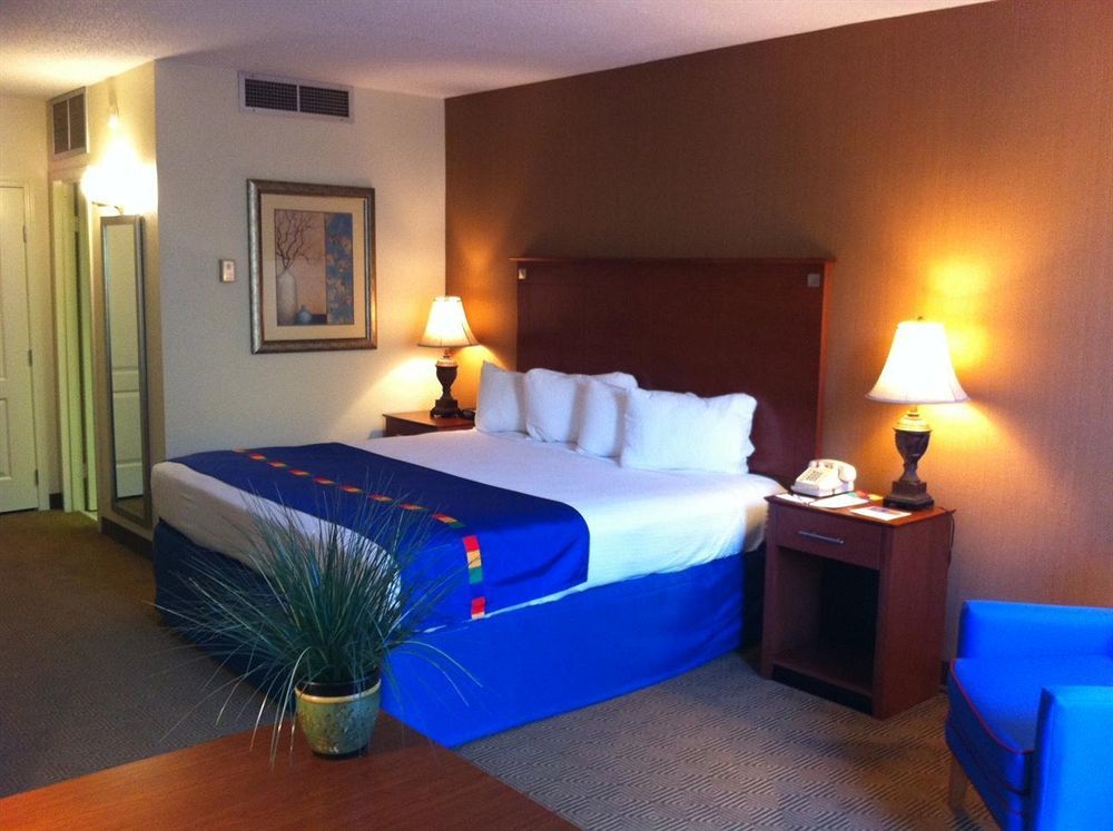 Red Lion Intercontinental Airport 3*