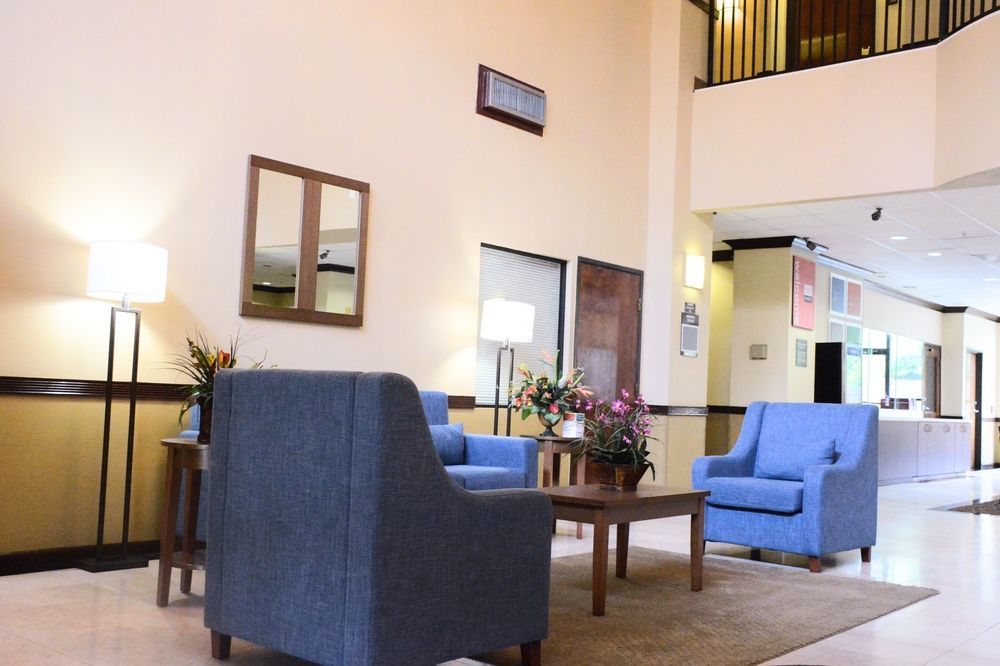 Hotel Comfort Bush Intercontinental Airport