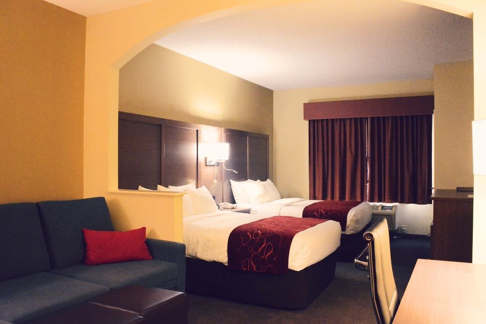 Comfort Bush Intercontinental Airport