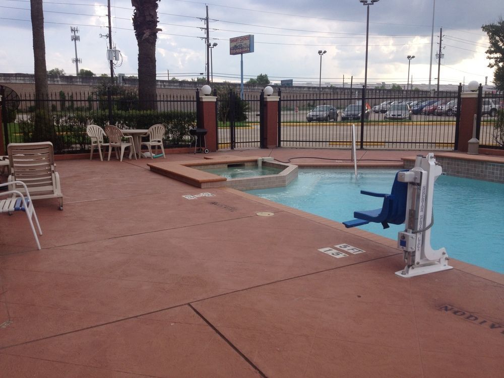 Quality Nw Cy-fair Hotel Houston