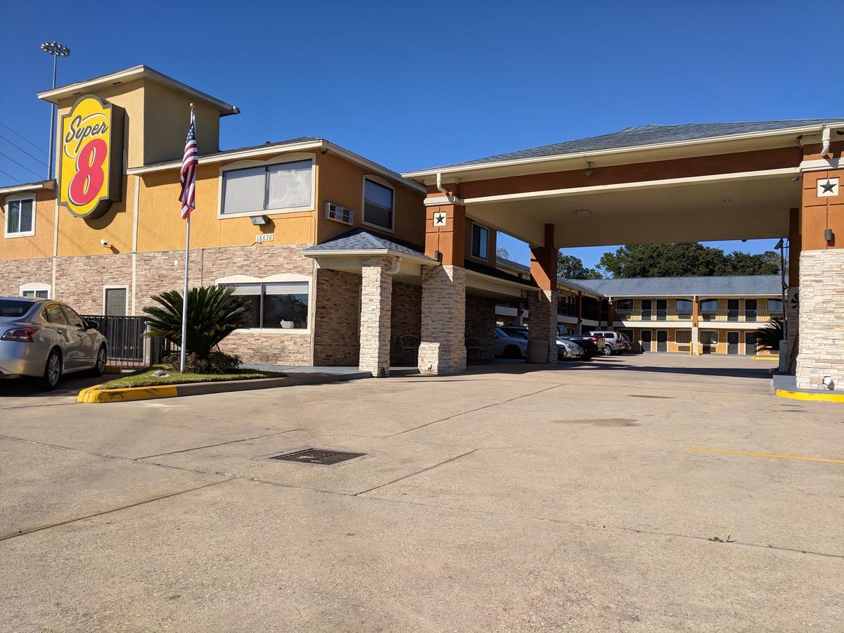 Super 8 By Wyndham Houston/willowbrook Hwy 249 2*