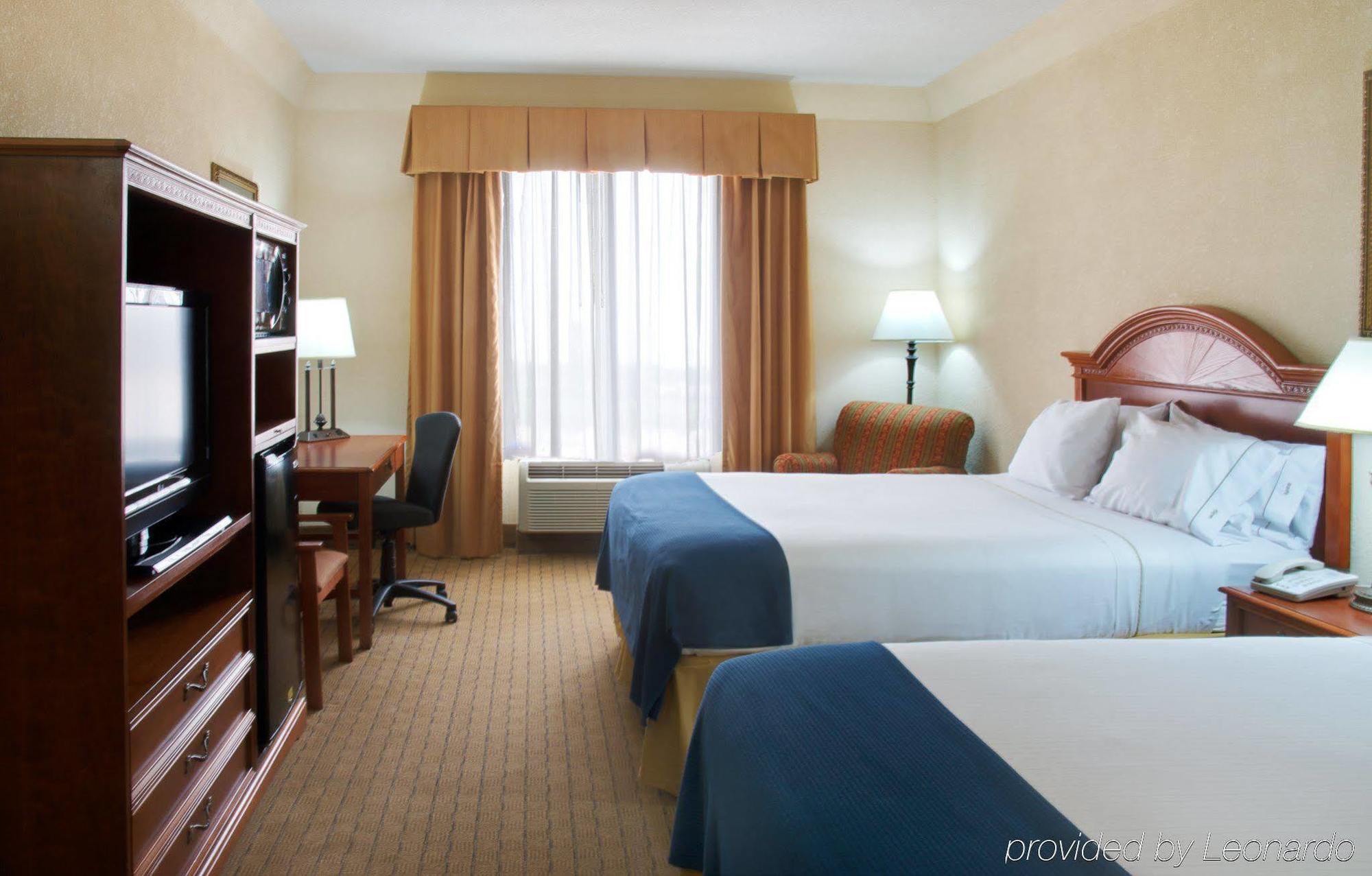 Hotel Holiday Express & - Memorial Park Area By Ihg Houston