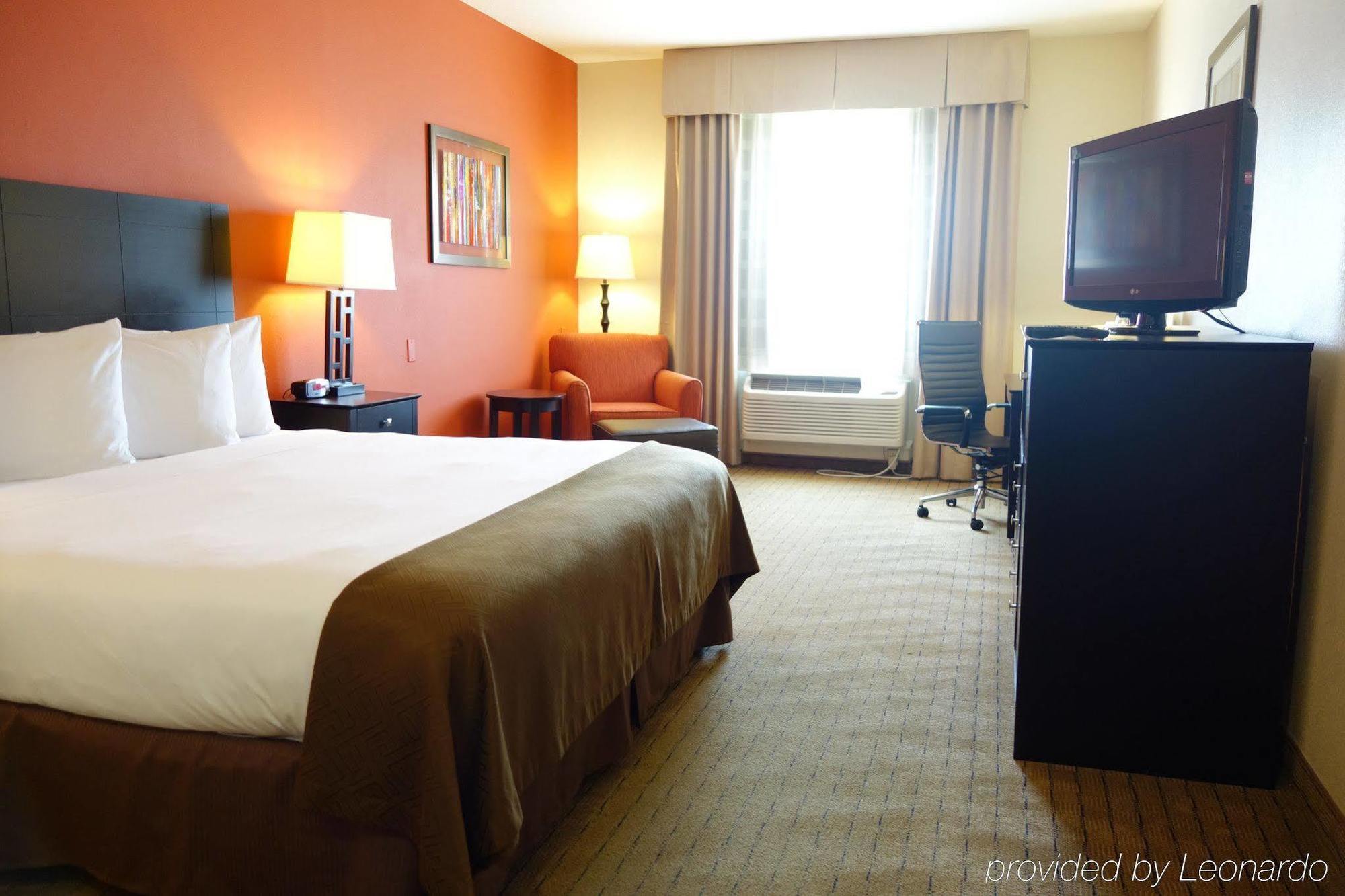 Country & By Radisson, Northwest, Tx Houston