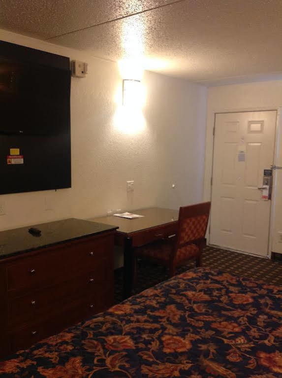 6-houston, Tx - Brookhollow 2*