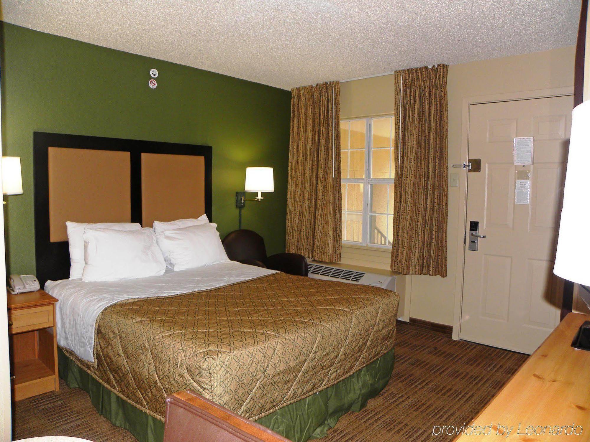 Extended America - - Willowbrook Houston
