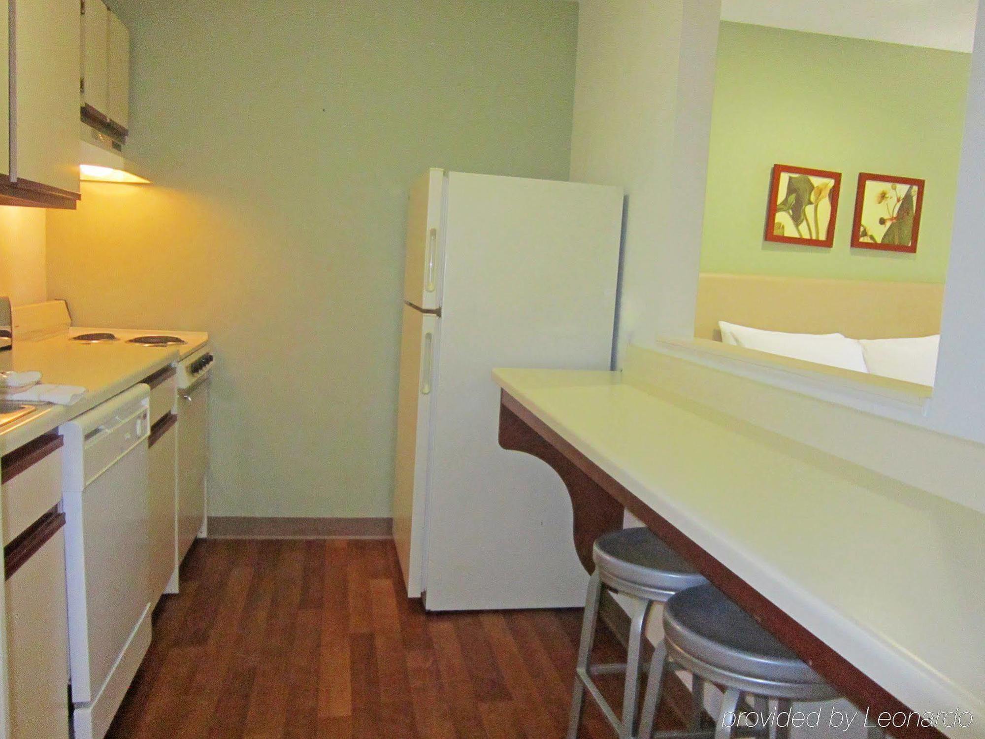 Hotel Extended America - - Northwest - Hwy 290 - Hollister 2*
