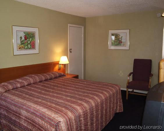 Red Carpet Hornwood Drive Motel Houston