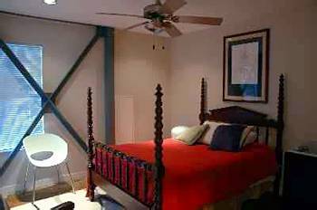 Modern 3* Houston