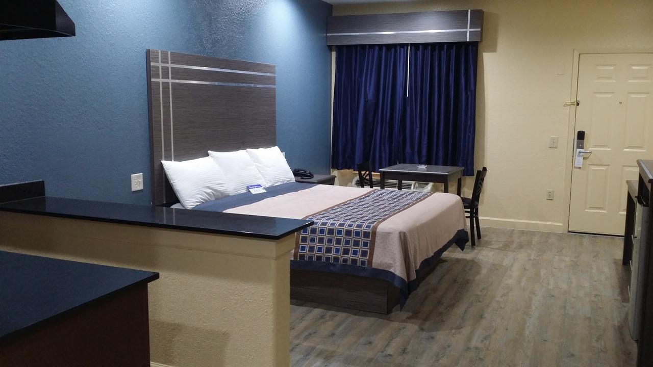 Americas Value & Ne Motel