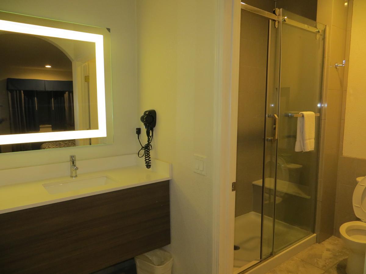 Palace Richey Road Motel 2*