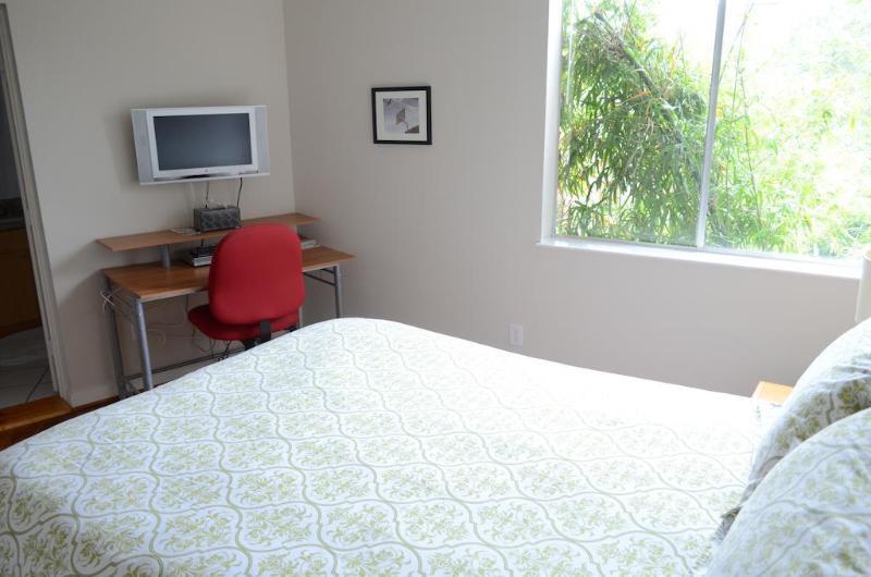 Bed & Breakfast Modern 3*