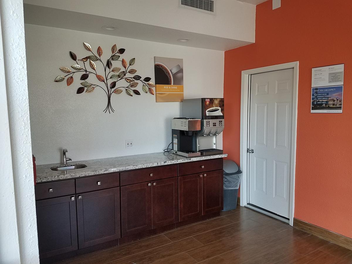 6-houston, Tx - Brookhollow 2* Houston